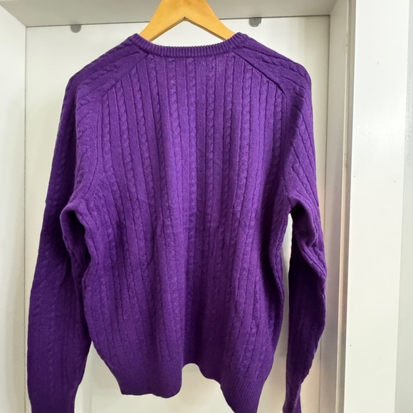 Club Monaco 100% cashmere Purple Cable Knit Sweater - Picture 4 of 5
